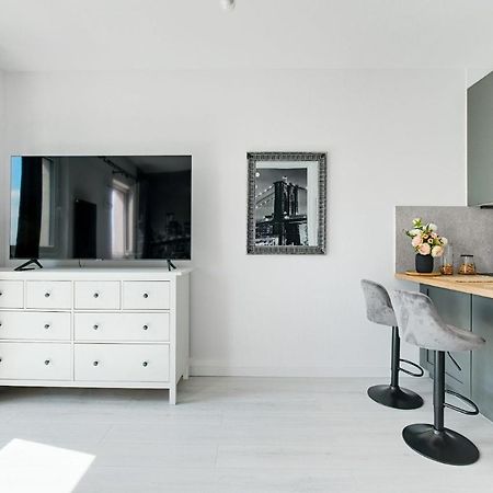 华沙Targowa 10 London Studio公寓 外观 照片